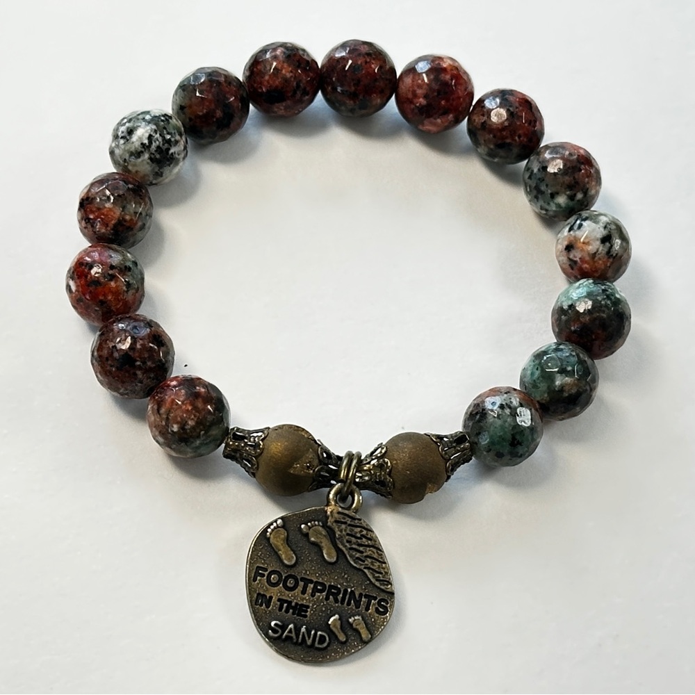 Beaded Bracelet with Footprints in the Sand Charm | Whispering Prayer
